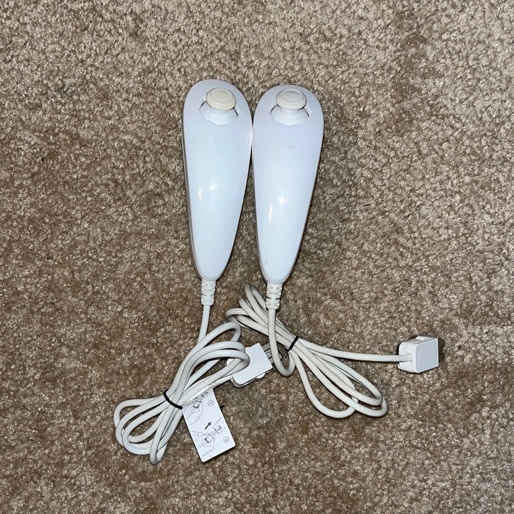 2 Nintendo Wii Joystick Video Game Controllers